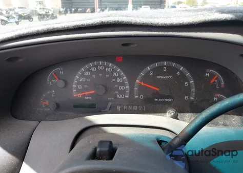 2002 Ford F-150 Lariat/Xl/Xlt z USA, uszkodzony, nr VIN 2FTRX18W42CA61526